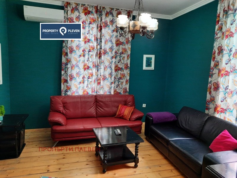 For Sale  House Floor Pleven , Idealen tsentar , 204 sq.m | 37331642