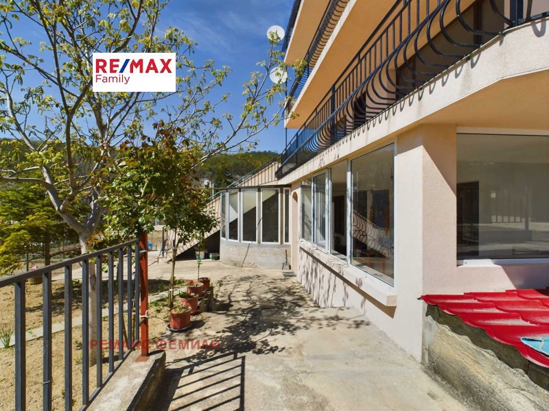 Продава  Къща град Варна , Виница , 420 кв.м | 67421346 - изображение [2]