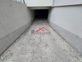 Garage Vazrozhdentsi, Kardzhali