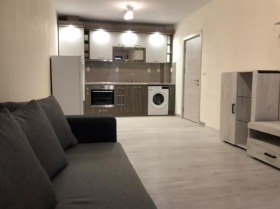 1 makuuhuone Kjutšuk Pariž, Plovdiv
